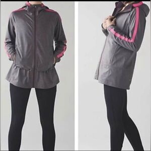 Lululemon Size 8 Purple The Drizz Rain Jacket